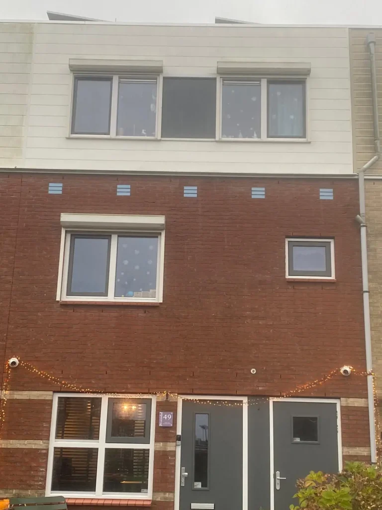 Eindresultaat dakopbouw reiniging Annie van Hattemtuin Heerhugowaard Kings Cleaning