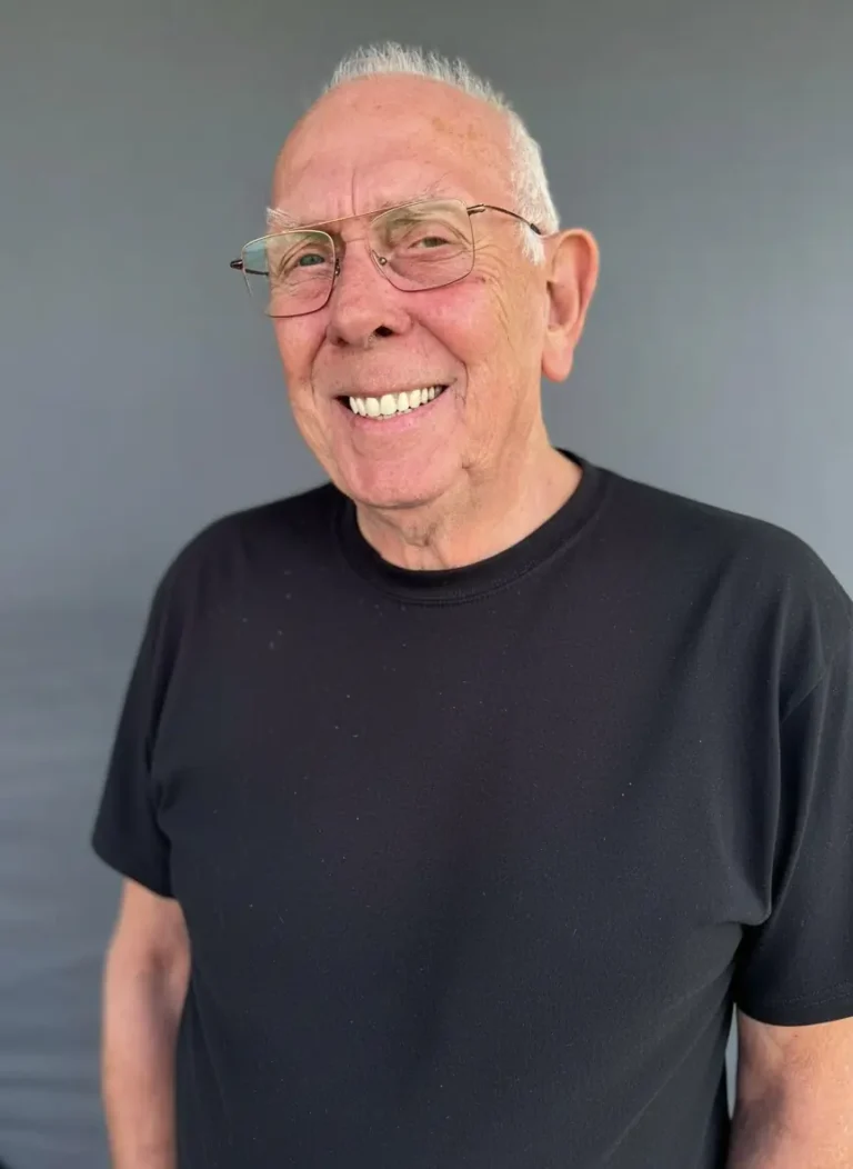 Piet senior glazenwasser Kings Cleaning