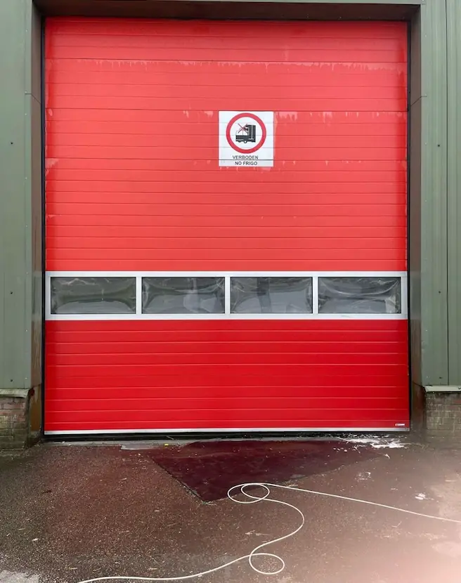 Loodsreiniging Kuiper Caravans Waarland met osmosewater Kings Cleaning